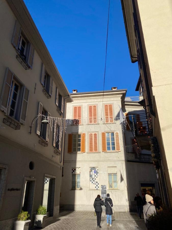 La Porta Azzurra - Casa Vacanze Комо Екстер'єр фото