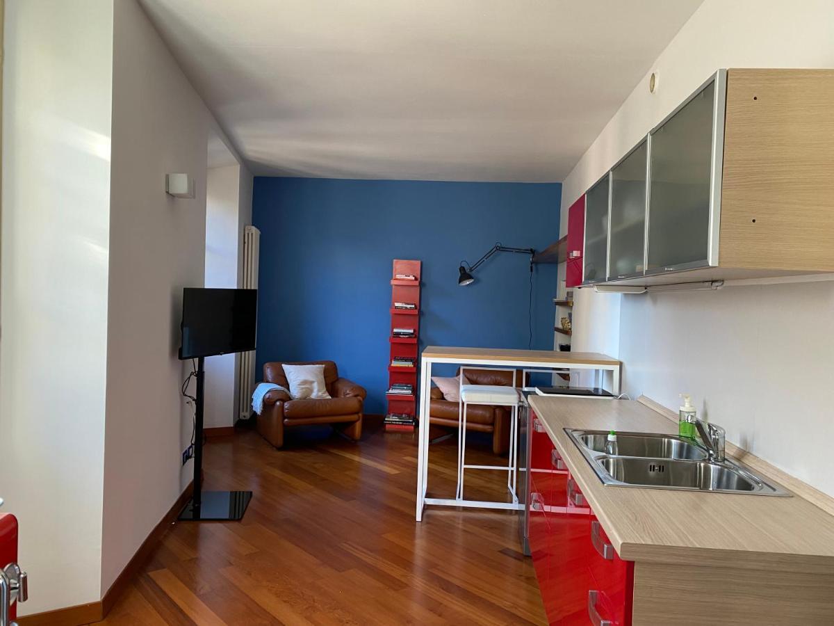 La Porta Azzurra - Casa Vacanze Комо Екстер'єр фото